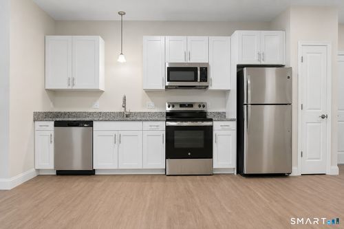 306-55 Steele Blvd, Berlin, CT, 06037-2282 | Card Image