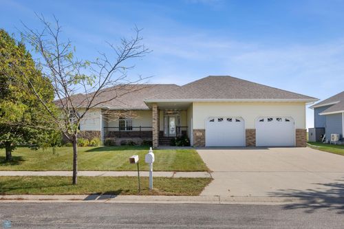 766 36th St S, Moorhead, MN, 56560-8108 | Card Image