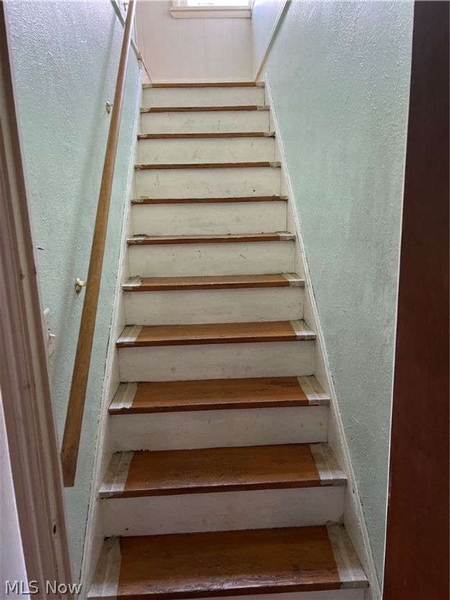 320 E 200 Th St, House other with 3 bedrooms, 1 bathrooms and null parking in Euclid OH | Image 9