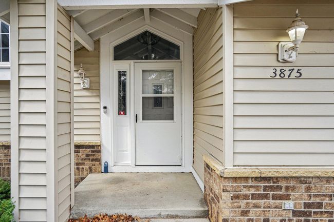 4-web-or-mls-Niagara Ln-2204-004.jpg | Image 39