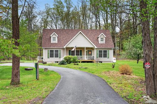 31 Roe Road, Mamakating, NY, 12721 | Card Image