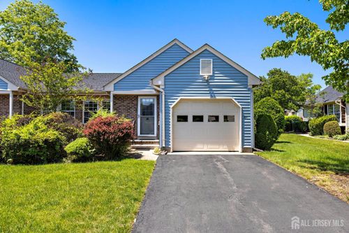 a-10 Alexander Hamilton Ct, Monroe, NJ, 08831-5415 | Card Image