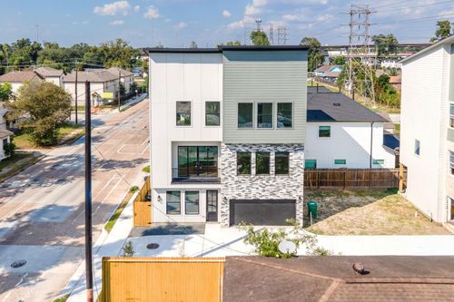 5512 Hardy St, Houston, TX, 77009-1637 | Card Image