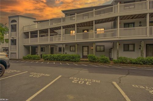 apt-202-3200 Lynnhaven Dr, Virginia Beach, VA, 23451-1028 | Card Image