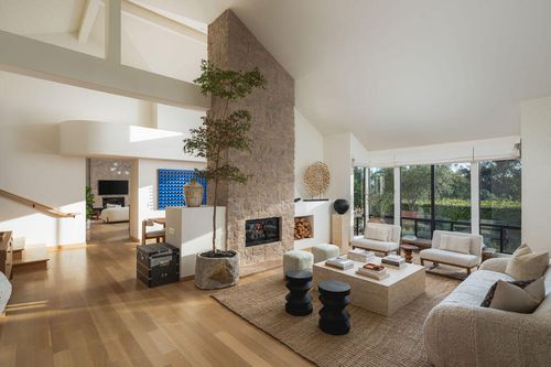 315 Calle Elegante, Santa Barbara, CA, 93108-1809 | Card Image