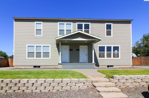 706 Benham St, Richland, WA, 99352-4555 | Card Image