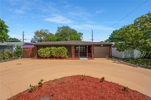 17831 Ne 13th Ave, North Miami Beach, FL, 33162-1307 | Card Image