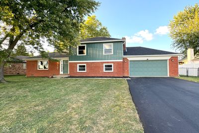 Completely Updated 4 BDRM Home in Brownsburg | Image 1