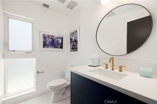 Powder Room - Bathroom #2 - Level Two | Image 9