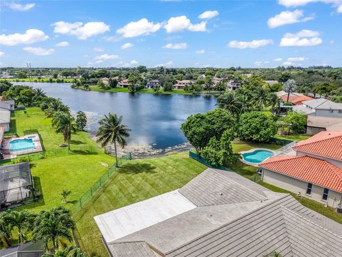 15600 Huntridge Rd, Davie, FL, 33331-2551 | Card Image