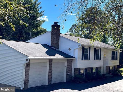 1115 Riva Ridge Dr, GREAT FALLS, VA, 22066-1616 | Card Image
