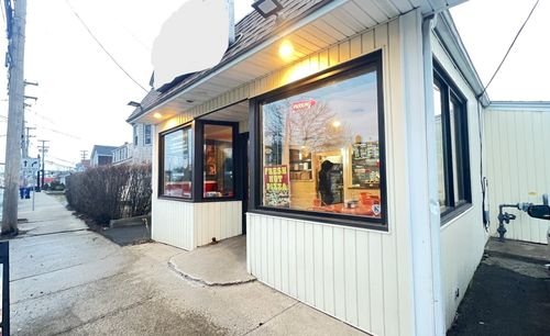 101 Loring Ave, Salem, MA, 01970-4422 | Card Image