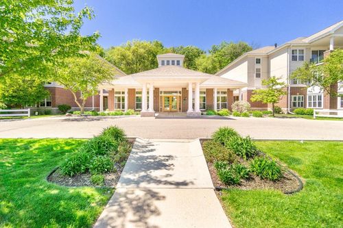 102-8510 Greenway Boulevard, Middleton, WI, 53562 | Card Image