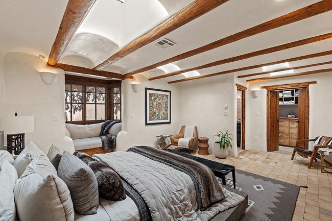 Guest Bedroom #1 | Image 44