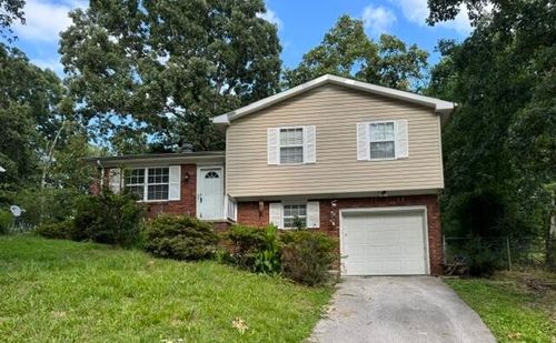 2974 E Freedom Cir, Ooltewah, TN, 37363-8583 | Card Image