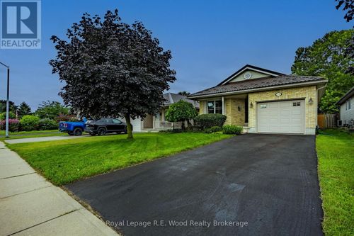 23 Peach Street, Tillsonburg, ON, N4G5N8 | Card Image