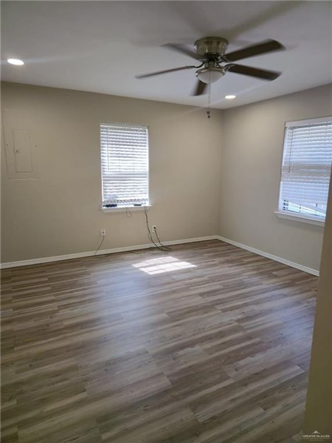 404 Lance St, House other with 3 bedrooms, 2 bathrooms and 1 parking in Alamo TX | Image 14