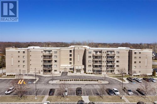 409-200 Manning Rd, Tecumseh, ON, N8N0A8 | Card Image
