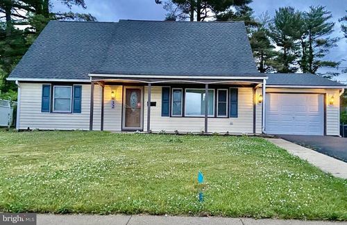 32 Haskell Lane, Willingboro, NJ, 08046 | Card Image