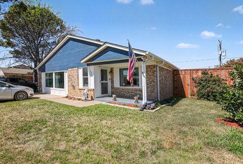 5911 Dangerfield Ct, Arlington, TX, 76017-1016 | Card Image