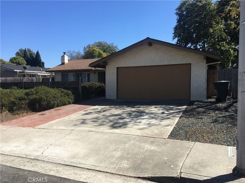 1559 Royal Way, San Luis Obispo, CA, 93405-4911 | Card Image