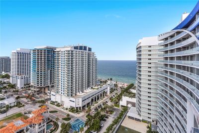 2102 - 3101 Bayshore Dr, Condo with 2 bedrooms, 2 bathrooms and null parking in Fort Lauderdale FL | Image 1