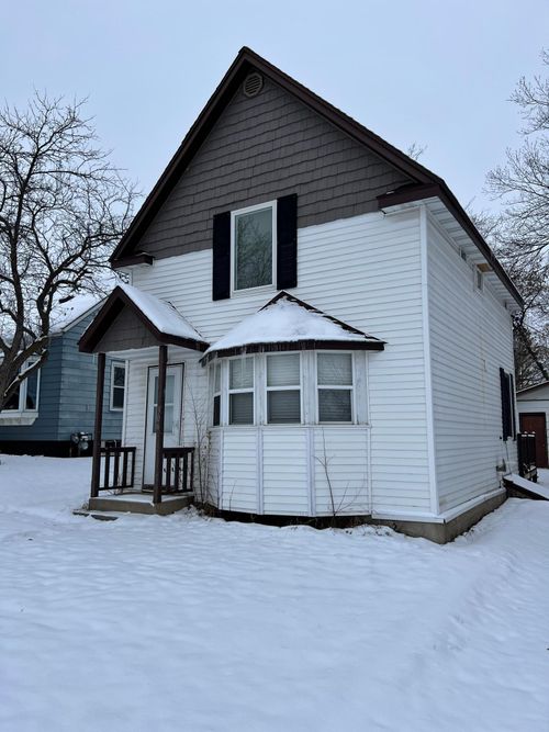 306 Curry Avenue, Detroit Lakes, MN, 56501 | Card Image