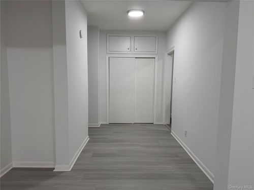 apt-a12-4220 Kissena Blvd, Flushing, NY, 11355-3236 | Card Image