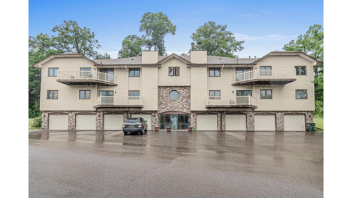 4187-4187 Hilltop Pt, Eagan, MN, 55123-1445 | Card Image