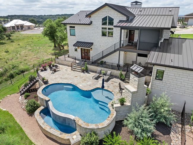 115 Trophy Oak Pt, Home with 5 bedrooms, 5 bathrooms and 3 parking in Fredericksburg TX | Image 39