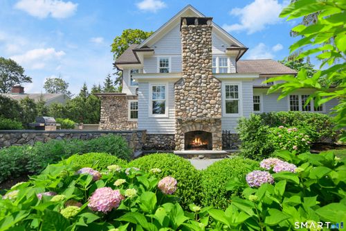 322 Main St, New Canaan, CT, 06840-5836 | Card Image
