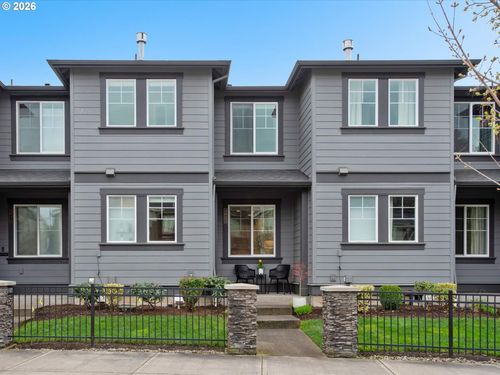 4023 Se Century Blvd, Hillsboro, OR, 97123-6759 | Card Image