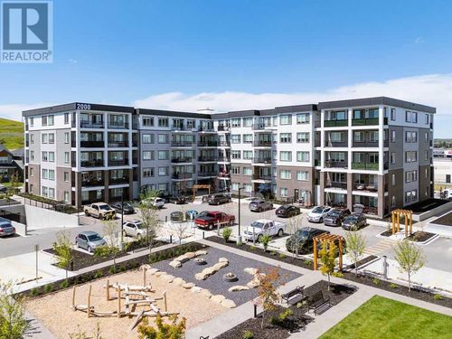 111 Wolf Creek Dr Se, Calgary, AB, T2X4Z2 | Card Image
