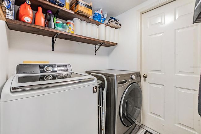 18013 Palm Breeze Dr, House other with 3 bedrooms, 2 bathrooms and null parking in TAMPA FL | Image 33