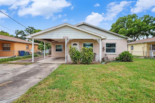 3216 W Beach St, TAMPA, FL, 33607-2104 | Card Image