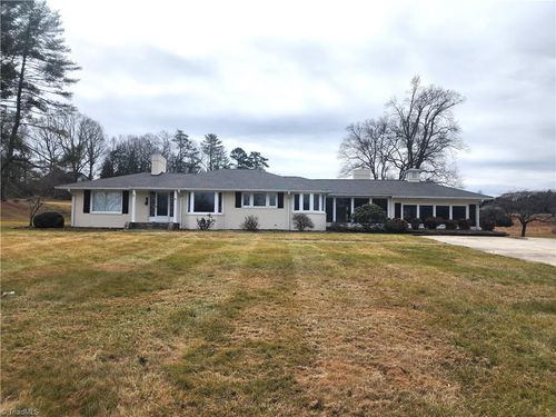 146 Siloam Rd, Mount Airy, NC, 27030-5898 | Card Image
