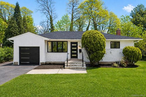 14 Ellen Pl, Kings Park, NY, 11754-3606 | Card Image