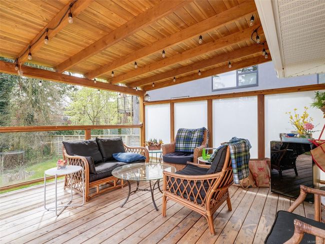 3935 Tudor Ave, House other with 4 bedrooms, 3 bathrooms and 1 parking in Saanich BC | Image 7