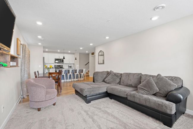 8757 Parkington Ave Ne, Townhouse with 3 bedrooms, 3 bathrooms and null parking in Elk River MN | Image 5