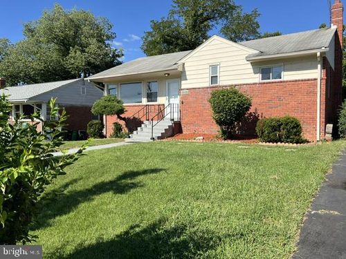 3508 26th Ave, TEMPLE HILLS, MD, 20748-2911 | Card Image