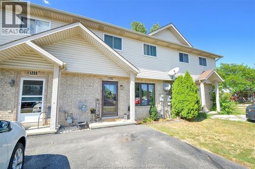 1290 Southdale Dr, Windsor, ON, N8W5E3 | Card Image
