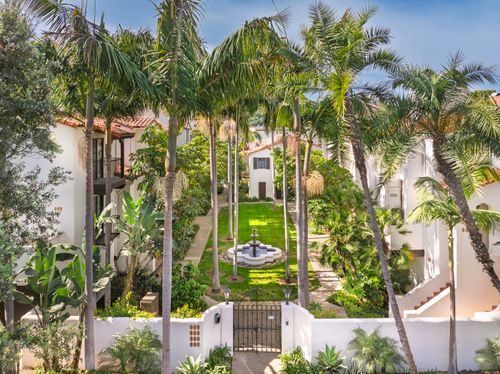 b2-125 Bath St, SANTA BARBARA, CA, 93101-5733 | Card Image