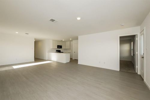 12528 Huntington Ridge Way, Yukon, OK, 73099 | Card Image