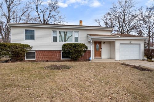 517 Longwood Dr, Buffalo Grove, IL, 60089-3226 | Card Image