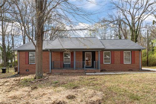 3805 Broadacres Drive, Greensboro, NC, 27407 | Card Image