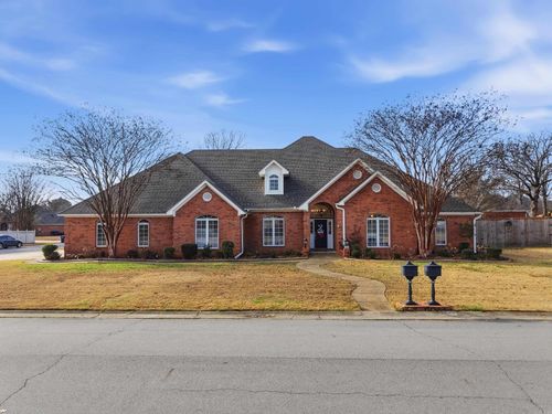 1945 Columbia Dr, Conway, AR, 72034-7399 | Card Image