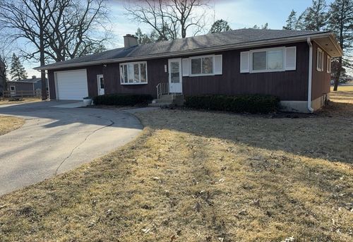 580 State St, Hampshire, IL, 60140-9619 | Card Image