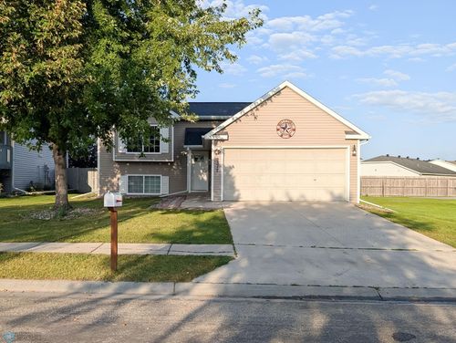 3517 12th St S, Moorhead, MN, 56560-5109 | Card Image
