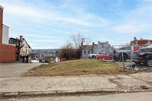 2106 5th Ave, Pittsburgh, PA, 15219 | Card Image