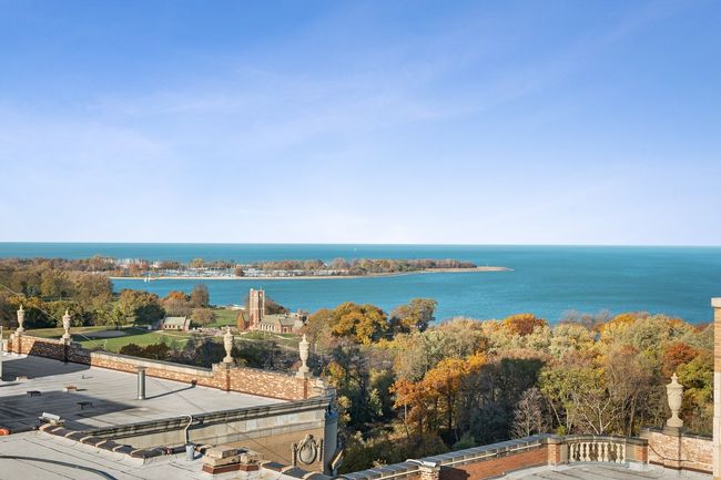 APT-4A - 3500 N Lake Shore Dr, Home with 2 bedrooms, 3 bathrooms and null parking in CHICAGO IL | Image 23